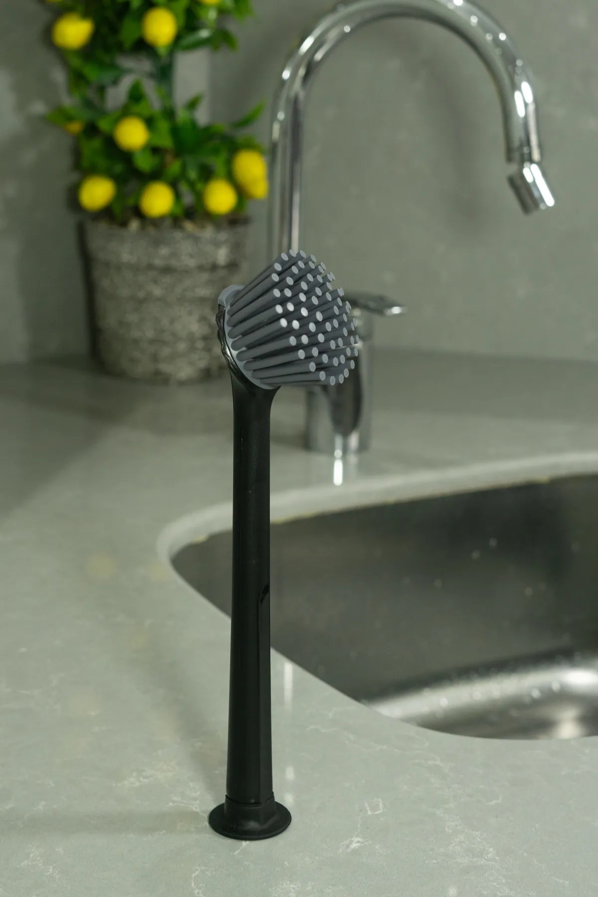 Vantuzlu Mutfak Banyo Tezgah Üstü Silikon Bulaşık Yıkama Lavabo Temizleme Mutfak Tezgah Fırçası
